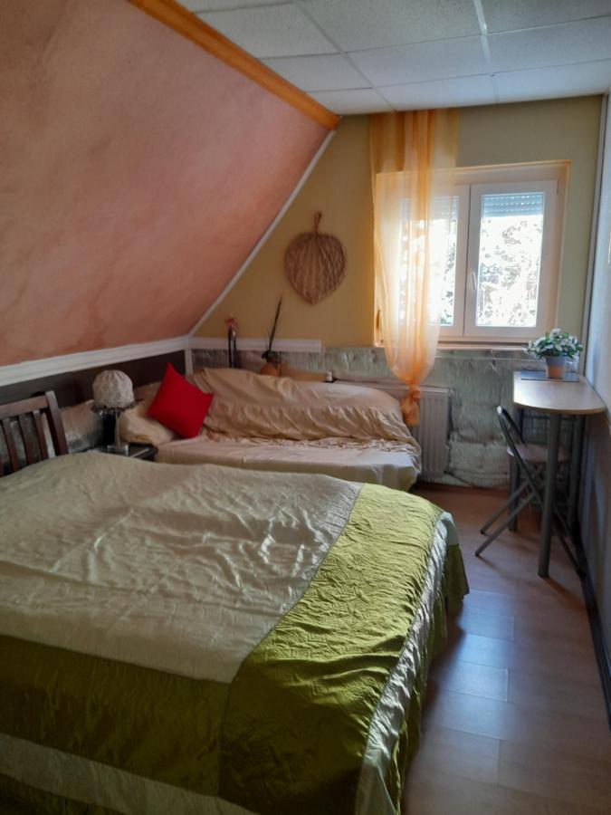 Feher Hinto Miskolc Eksteriør billede