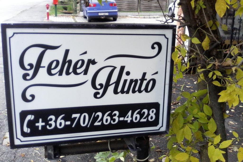 Feher Hinto Miskolc Eksteriør billede